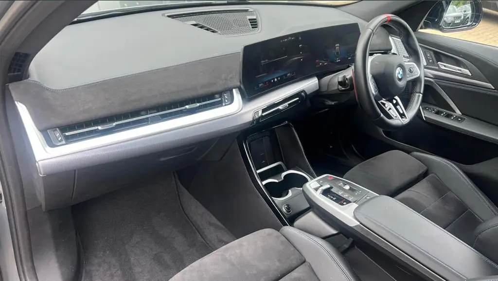 
								BMW X2 2.0 M35i Auto xDrive full									