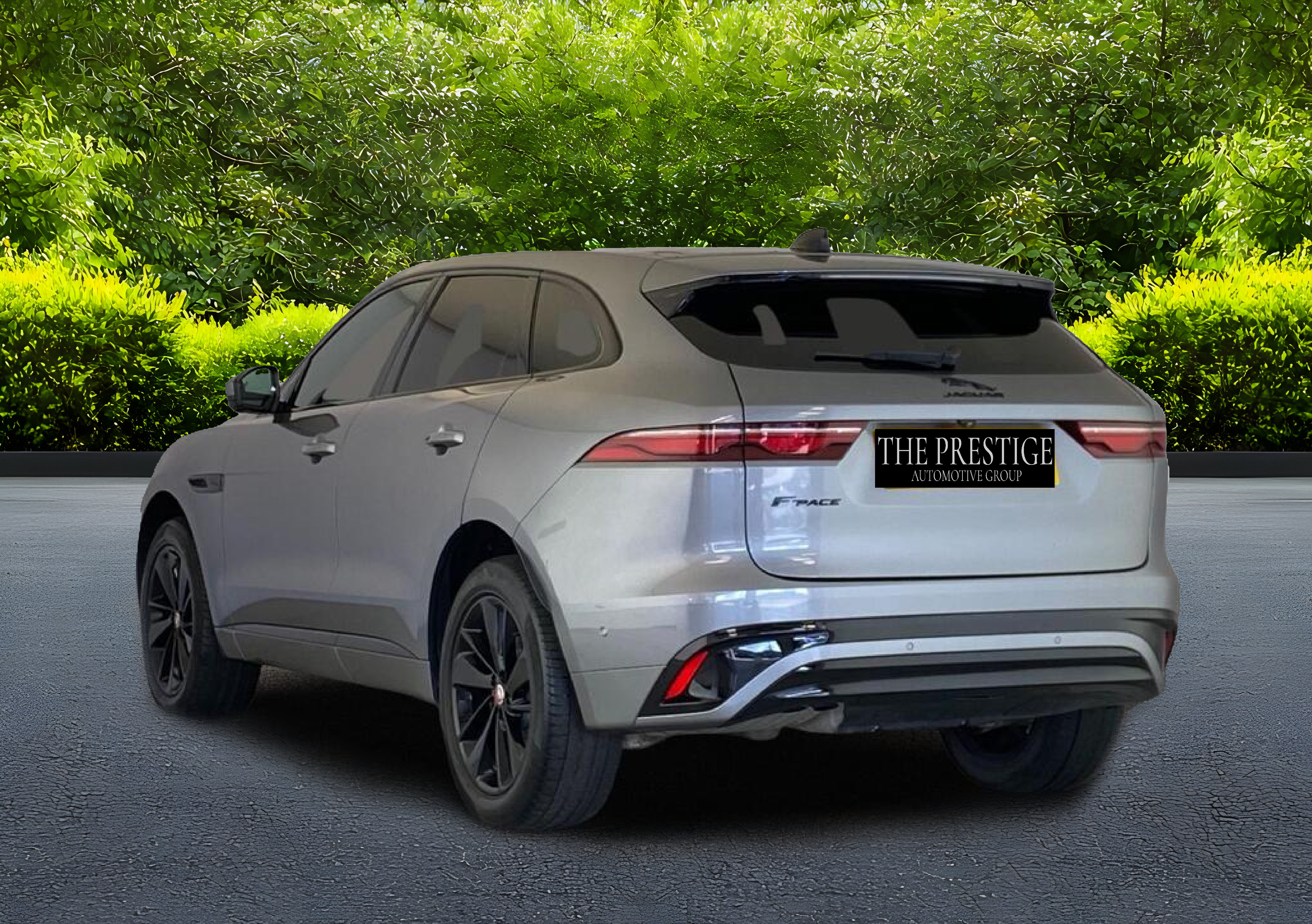 
								Jaguar F-Pace. 2.0 D200 MHEV R-Dynamic SE Auto AWD full									