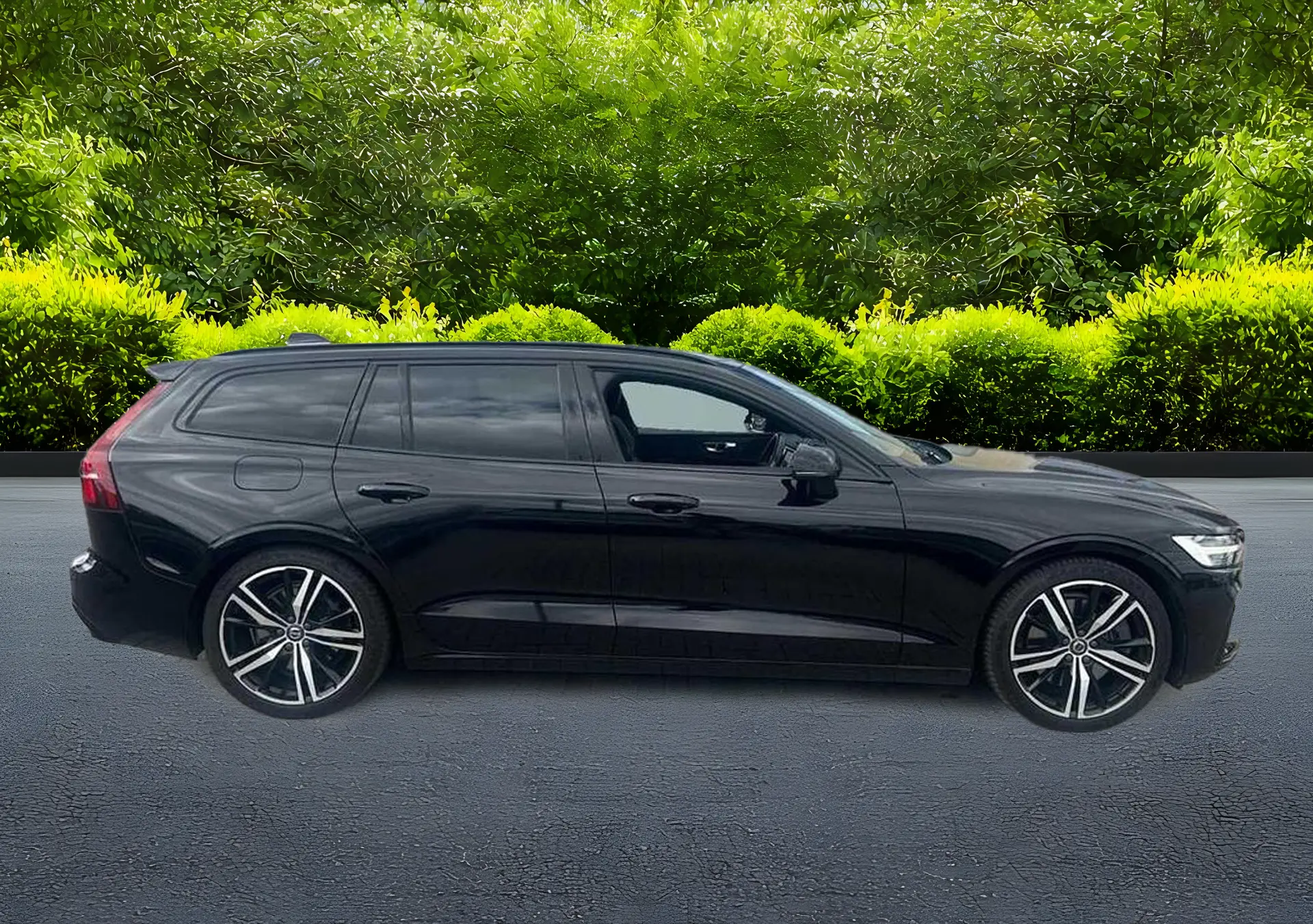 
								Volvo V60 2.0 T5 R-Design Pro Auto full									